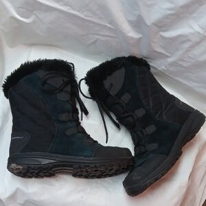 Columbia Women's Black Winter Boots Size 7